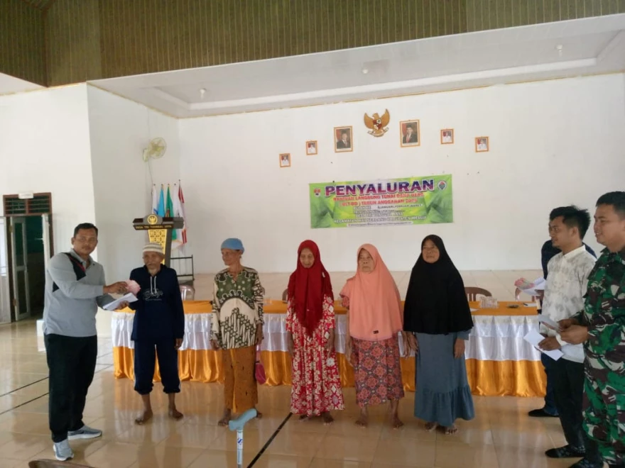 Pembagian BLT-DD Triwulan 1 Tahun 2025 di Desa Tri Tunggal Jaya, Kecamatan Way Serdang, Kabupaten Mesuji